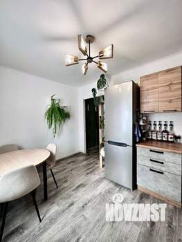 2-к квартира, вторичка, 54м2, 1/10 этаж