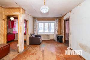 2-к квартира, вторичка, 45м2, 1/5 этаж