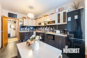 3-к квартира, вторичка, 72м2, 2/9 этаж