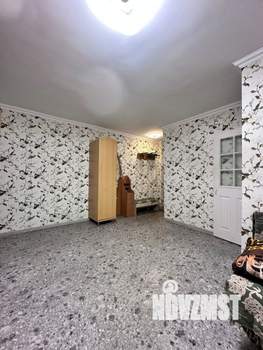 2-к квартира, вторичка, 43м2, 1/5 этаж