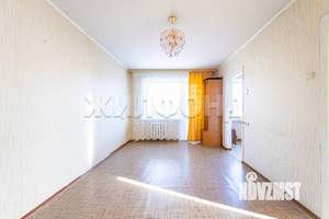 4-к квартира, вторичка, 61м2, 3/5 этаж