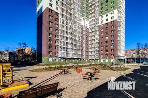 4-к квартира, вторичка, 80м2, 13/25 этаж