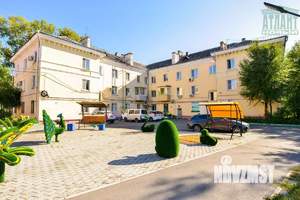 3-к квартира, вторичка, 80м2, 1/3 этаж