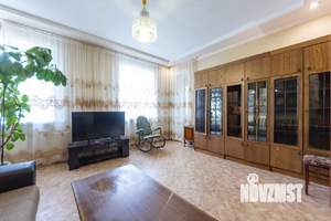 2-к квартира, вторичка, 60м2, 2/2 этаж