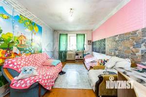 3-к квартира, вторичка, 62м2, 1/5 этаж