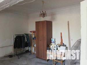 2-к квартира, вторичка, 63м2, 1/3 этаж