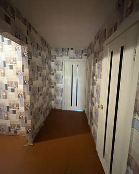 3-к квартира, вторичка, 68м2, 1/10 этаж