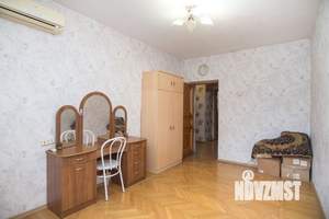 4-к квартира, вторичка, 98м2, 2/8 этаж