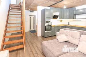 4-к квартира, вторичка, 100м2, 1/3 этаж