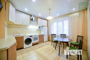 2-к квартира, вторичка, 68м2, 2/17 этаж