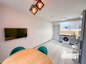 2-к квартира, вторичка, 58м2, 1/10 этаж