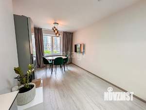 2-к квартира, вторичка, 58м2, 1/10 этаж