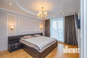 3-к квартира, вторичка, 125м2, 13/22 этаж