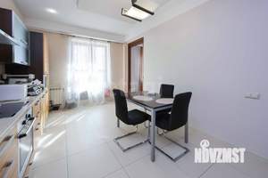 3-к квартира, вторичка, 119м2, 8/13 этаж