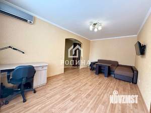 2-к квартира, вторичка, 44м2, 1/5 этаж