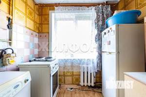 3-к квартира, вторичка, 62м2, 1/5 этаж