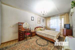 3-к квартира, вторичка, 63м2, 5/5 этаж