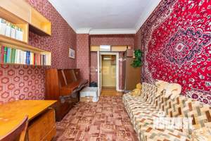3-к квартира, вторичка, 65м2, 1/2 этаж