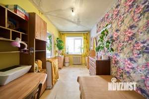 3-к квартира, вторичка, 56м2, 5/5 этаж