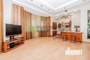 4-к квартира, вторичка, 131м2, 7/19 этаж