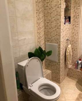 4-к квартира, вторичка, 137м2, 7/8 этаж