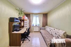 2-к квартира, вторичка, 50м2, 9/9 этаж