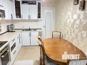 3-к квартира, вторичка, 62м2, 8/9 этаж