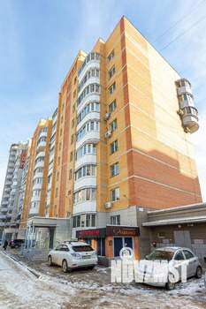 2-к квартира, вторичка, 64м2, 1/10 этаж