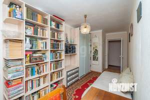 3-к квартира, вторичка, 56м2, 5/5 этаж