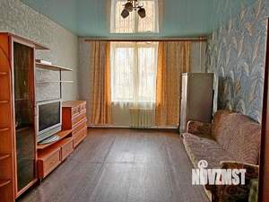 2-к квартира, вторичка, 54м2, 1/2 этаж