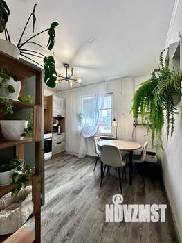 2-к квартира, вторичка, 54м2, 1/10 этаж