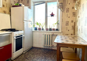 3-к квартира, вторичка, 65м2, 9/9 этаж