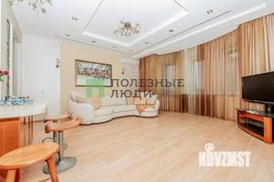 4-к квартира, вторичка, 131м2, 7/19 этаж