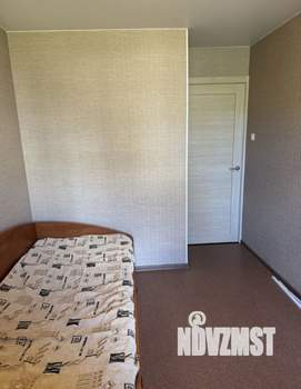 2-к квартира, вторичка, 42м2, 1/5 этаж