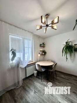 2-к квартира, вторичка, 54м2, 1/10 этаж