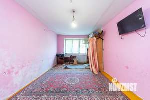 3-к квартира, вторичка, 61м2, 1/3 этаж