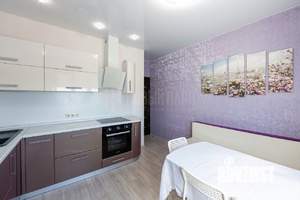 2-к квартира, вторичка, 61м2, 14/17 этаж