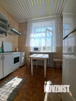 2-к квартира, вторичка, 49м2, 3/3 этаж