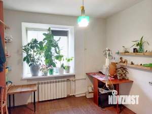 3-к квартира, вторичка, 58м2, 1/15 этаж