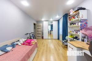 3-к квартира, вторичка, 62м2, 1/5 этаж