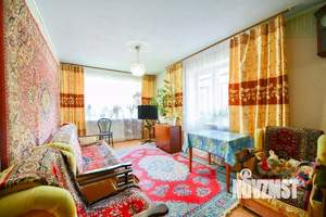 2-к квартира, вторичка, 54м2, 1/9 этаж