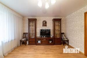4-к квартира, вторичка, 77м2, 1/9 этаж