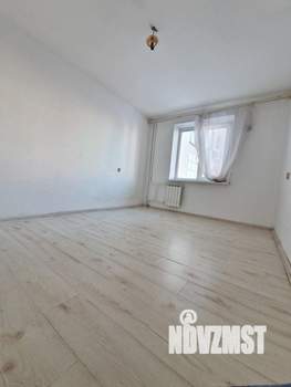 3-к квартира, вторичка, 76м2, 2/10 этаж