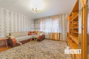 3-к квартира, вторичка, 68м2, 1/10 этаж