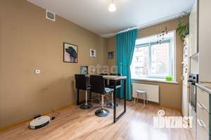 2-к квартира, вторичка, 60м2, 1/9 этаж