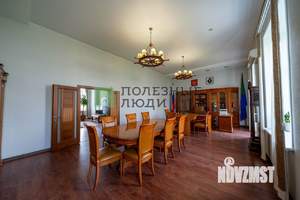 2-к квартира, вторичка, 100м2, 4/4 этаж