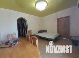 3-к квартира, вторичка, 65м2, 3/3 этаж