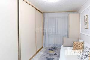 3-к квартира, вторичка, 61м2, 1/5 этаж