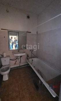 3-к квартира, вторичка, 70м2, 3/3 этаж