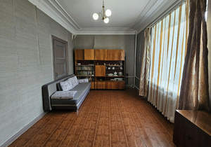 2-к квартира, вторичка, 60м2, 2/5 этаж